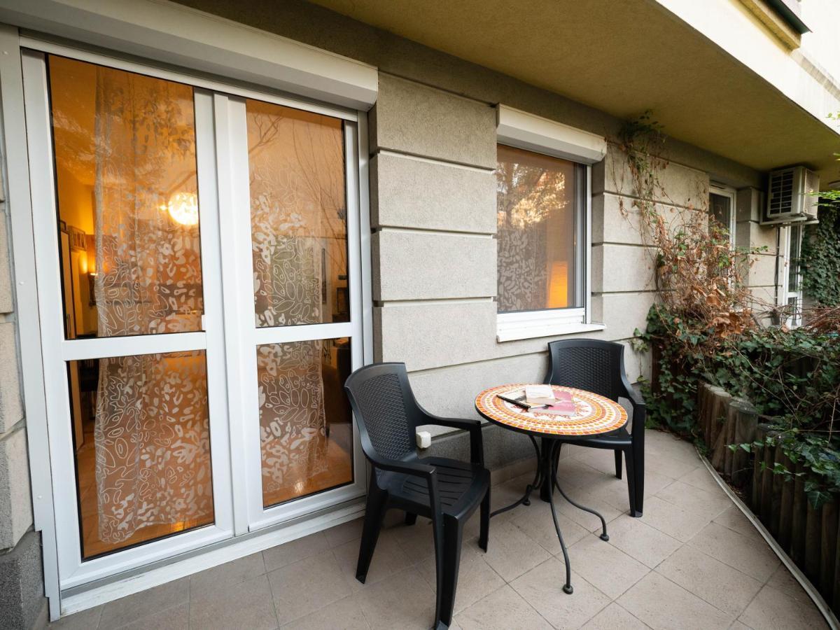 Super Cute Studio With Terrace Next To Gozsdu Passage Budapest Bagian luar foto