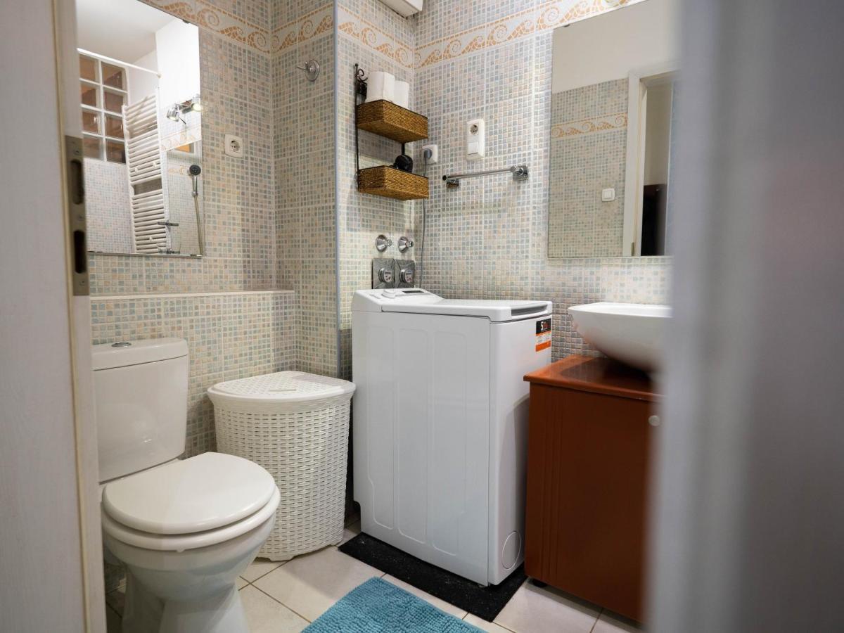 Super Cute Studio With Terrace Next To Gozsdu Passage Budapest Bagian luar foto